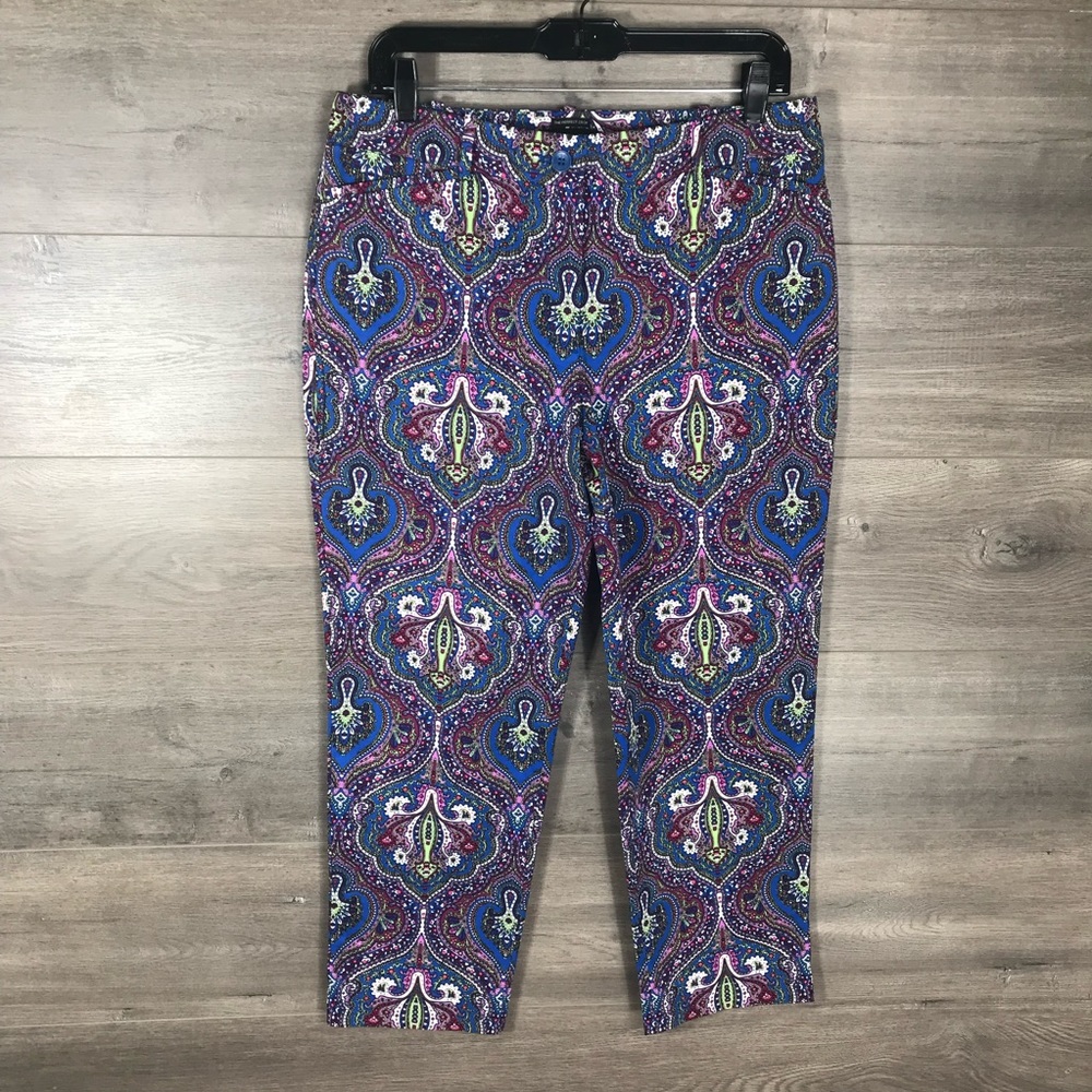 3/$25🛍️ Talbots Women's The Perfect Crop Pants Paisley Printed
